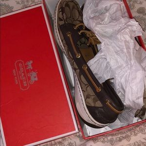 Coach boat shoes
